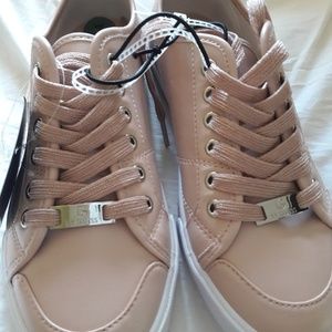 guess pink shoes